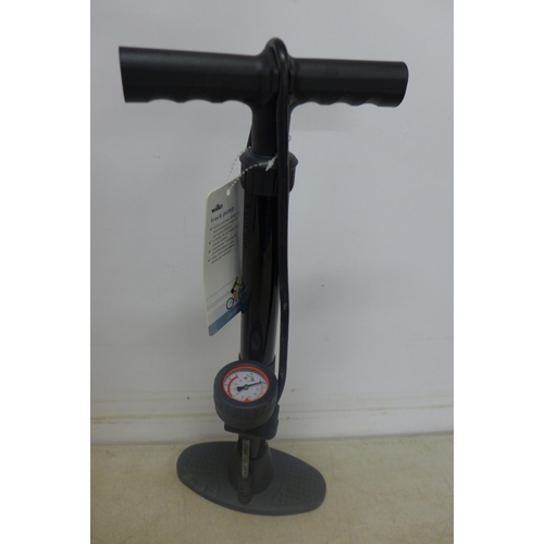 5327 - 5 high pressure bike track pumps with gauge plus a Brookes Style Cycle saddle, all unused