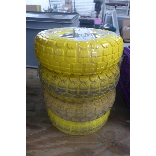 5345 - 4 wheelbarrow type wheels with puncture proof tyres