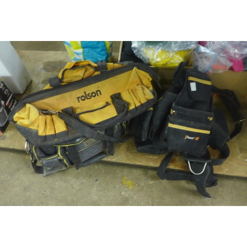 5353 - 3 tool bags and 2 tool belts