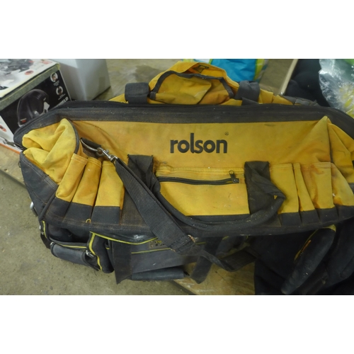 5353 - 3 tool bags and 2 tool belts