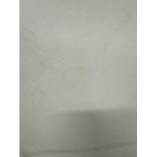 5209 - Two assorted lengths of white kitchen worktop