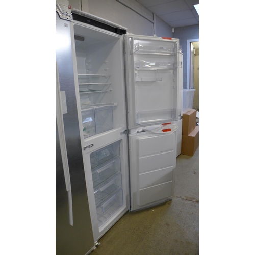 4020 - AEG 50/50 Fridge Freezer (Frost Free) ,original RRP £583.33 + Vat  *This lot is subject to Vat