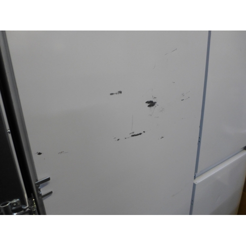 4022 - AEG Built in Tower Fridge (Scratches to door) ,original RRP £915.83 + Vat *This lot is subject to Va... 