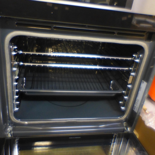 4067 - AEG Pyrolytic Multifunction Oven ,original RRP £757.5 + Vat  *This lot is subject to Vat