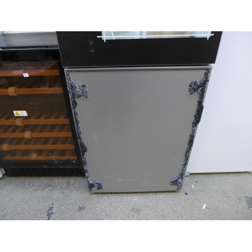 4071 - Miele 60/40 chalkboard freestanding Fridge Freezer (Broken bottom glass door / Transit damage), orig... 