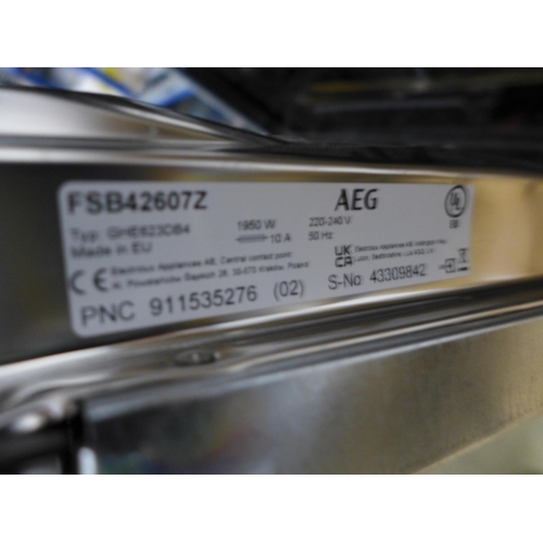 4095 - AEG Fully Integrated Dishwasher (Door requires attention),original RRP £382.5 + Vat  *This lot is su... 