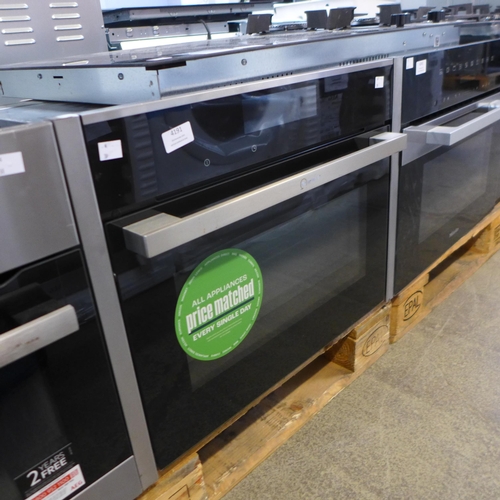 4191 - Neff Single Oven ,original RRP £500 + Vat  *This lot is subject to Vat