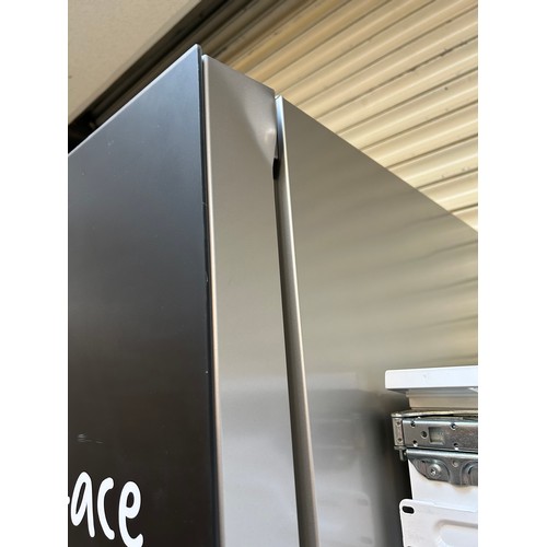 4071 - Miele 60/40 chalkboard freestanding Fridge Freezer (Broken bottom glass door / Transit damage), orig... 