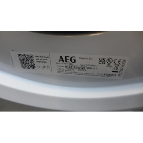 4127 - AEG Freestanding Washing Machine 10kg 5000 series with auto sense ,original RRP £374.99 + Vat  *This... 