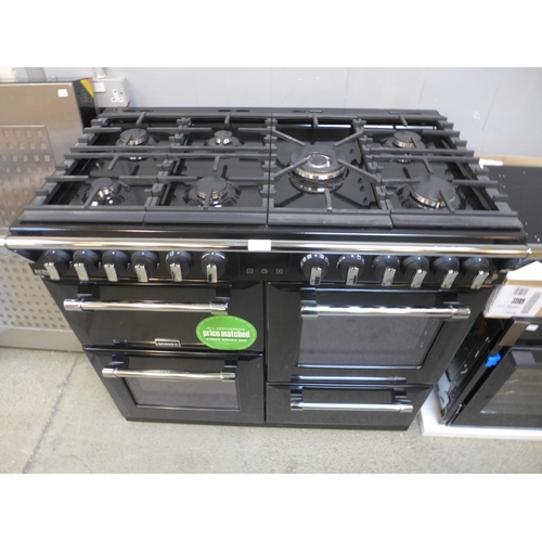 4132 - Stoves Richmond Deluxe 7 Burner Range Cooker *This lot is subject to Vat