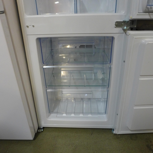 4177 - AEG Integrated 70/30 Fridge Freezer (Frost Free) ,original RRP £582.5 + Vat  *This lot is subject to... 