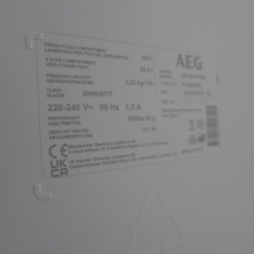 4177 - AEG Integrated 70/30 Fridge Freezer (Frost Free) ,original RRP £582.5 + Vat  *This lot is subject to... 