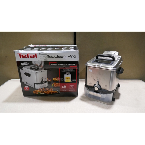 6005 - Tefal Oleclean Pro Fryer with box  (345-401) *This lot is subject to Vat