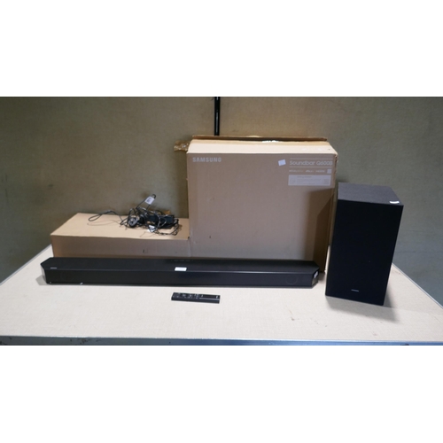 6007 - Samsung Soundbar and sub woofer with remote, power leads and box  (Model No: Hw-Q600C/Xu Sb) Origina... 