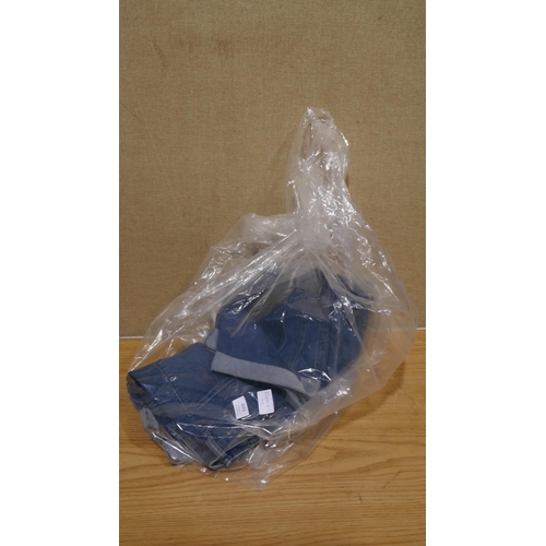 6152 - Quantity of DKNY jeans shorts (340) *This lot is subject to Vat