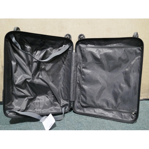 6231 - American Tourister Jet Driver 2piece Hardside Black Suitcases  (345-340,341) *This lot is subject to... 