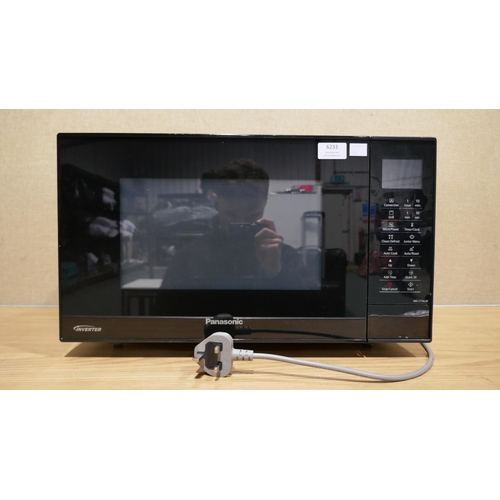 6233 - Panasonic Combi Microwave  - model no - Nn-Ct56Jbbpq, Original RRP £164.99 + Vat  (345-354) *This lo... 