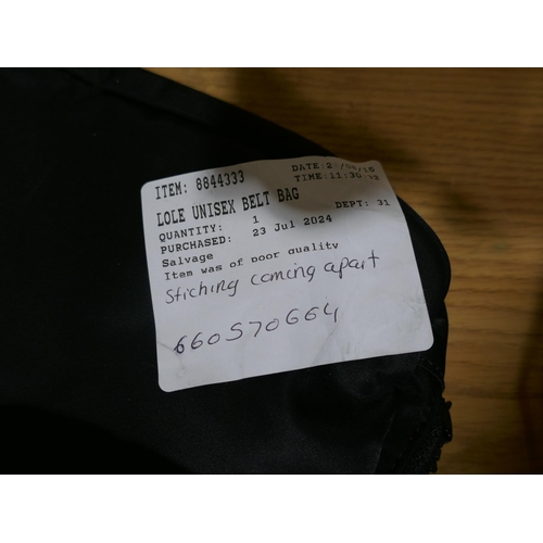 6277 - A quantity of clothing, brands to include Hilary Radley, English Laundry, Kirkland Signature, etc. (... 