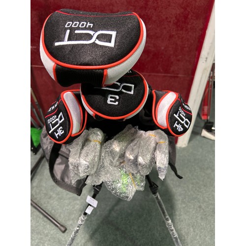 6120 - Macgregor Golf Set, Original RRP £249.99 + Vat  (345-284) *This lot is subject to Vat