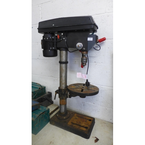 5001 - A Clarke CDP202 metal worker drill press