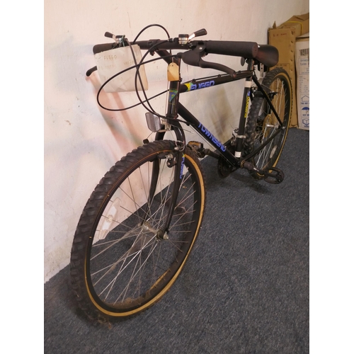 8010 - A Townsend Fuego 21-speed Shimano equipped mountain bike