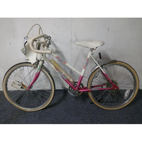 8040 - A Townsend Senorita girls bike with drop handle bars