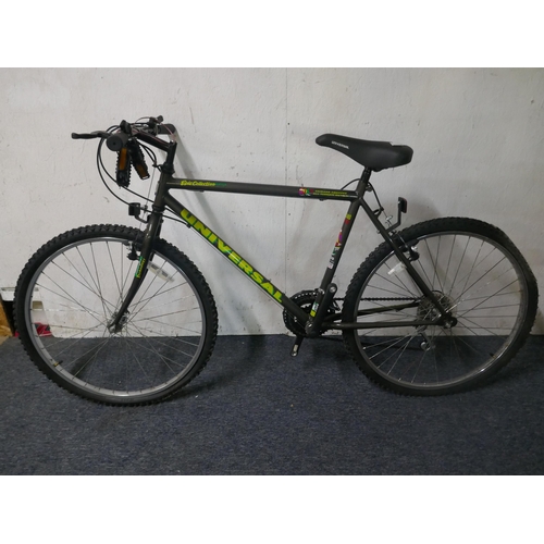 8041 - A Universal Cycles Epic collection Shimano racing all terrain bike