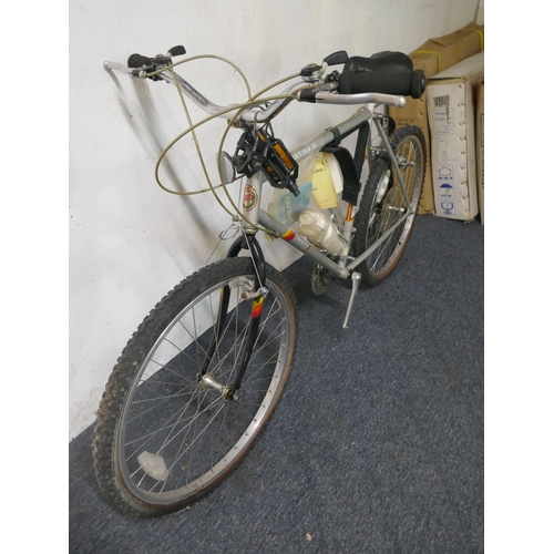 8042 - An Emmelle Cortina 18 all terrain bike