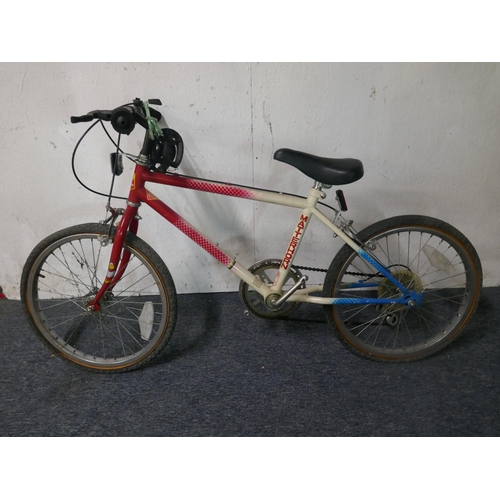 8049 - An Emmelle Nevada 15-speed childrens mountain bike and a Universal Cycles Matterhorn childrens mount... 