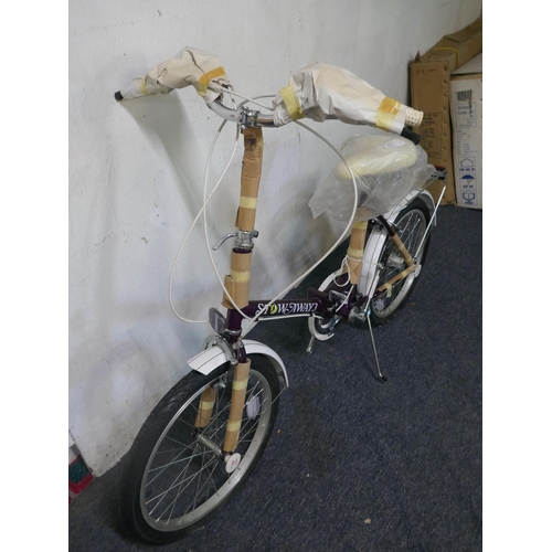 8095 - A Universal Cycles M252 Stowaway folding city bike