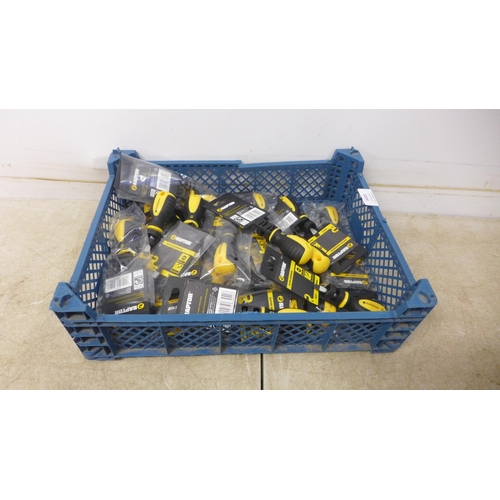 5005 - Approximately 25 Raptor slotted screwdrivers