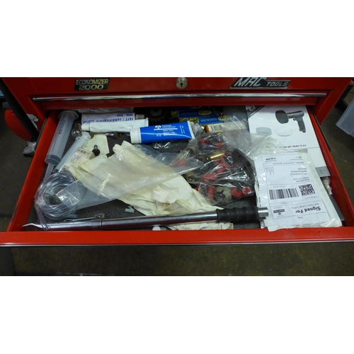 5038 - A Mac Tools 20 drawer 2 piece tool chest with a large amount of hand tools including Mac Tools, Snap... 