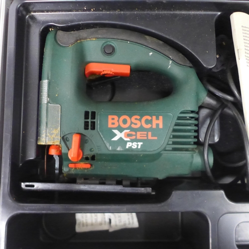 5044 - A Bosch XCEL PST 240V electric jig saw with tool case