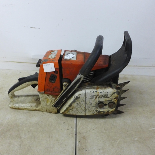 5059 - A Stihl 066 petrol chainsaw body, no bar or chain