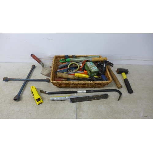 5065 - Two boxes of assorted hand tools including hammers, trowels, wood plane, screwdrivers etc. and a Bos... 