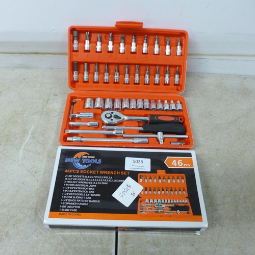 5027 - A 46 piece socket set, unused