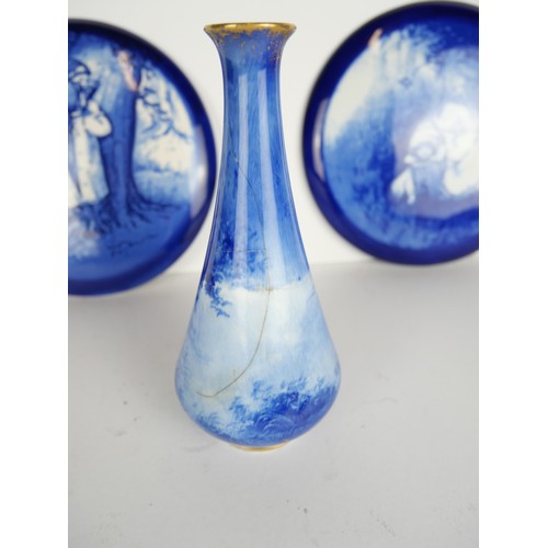 9072 - Two Royal Doulton Blue Children Seriesware plaques and a Royal Doulton Blue Children vase (a/f)