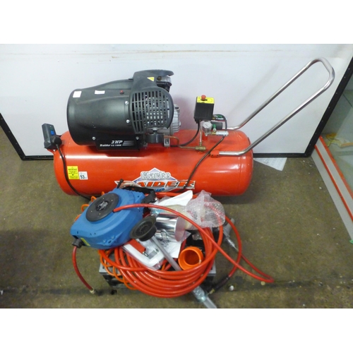 5042 - A Clarke Raider Air 15/1000 3HP compressor with a box of attachments including air hoses, inflators,... 