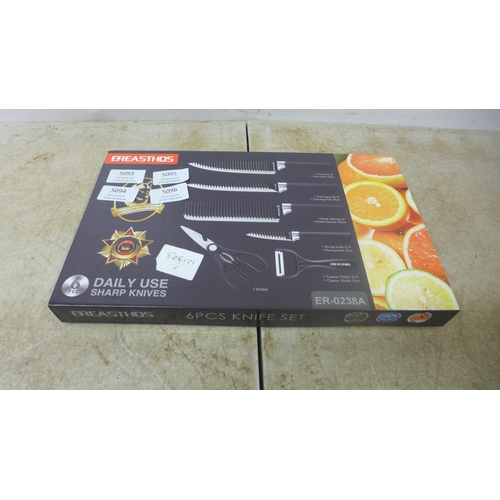 5095 - A set of kitchen knives, 6 piece set