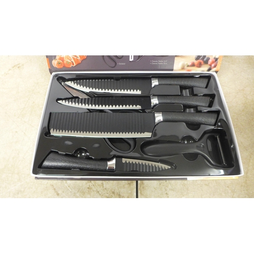 5095 - A set of kitchen knives, 6 piece set