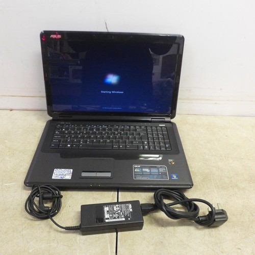 5099 - An Asus X70AC Laptop with charger