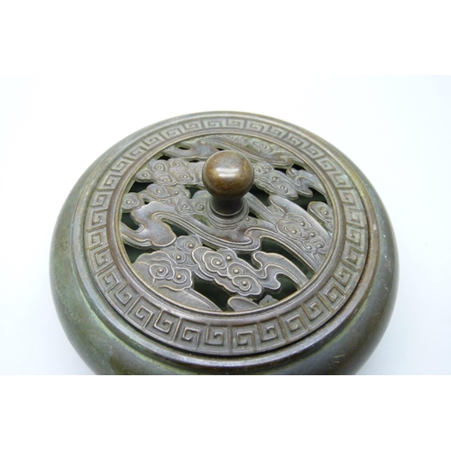 2021 - A small Chinese bronze censer, character mark to base, 9.5cm