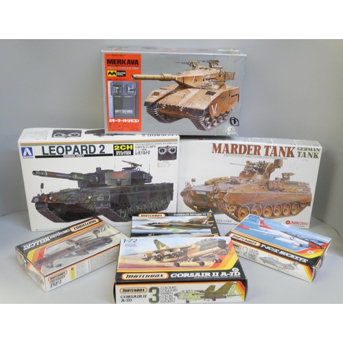 2133 - Seven military model kits, tanks and aircraft, including four vintage Matchbox, Dassault Mirage III ... 