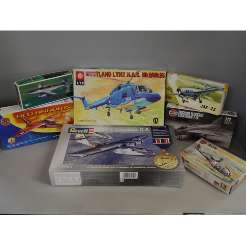 2160 - Seven vintage model aircraft kits, including KP Plastikovy JAK-23, Mitsuwa Model Messerschmitt 262A,... 