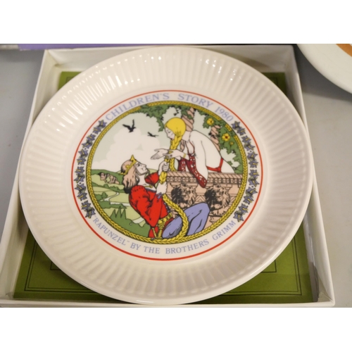 2163 - A Royal Doulton Bunnykins boxed christening plate with childs Denby 'Safari' plate and two Wedgwood ... 