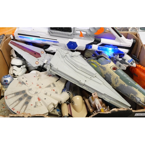 2178 - Star Wars model craft, R2D2, toy gun, etc.