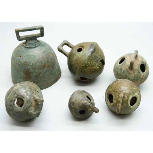 2206 - A collection of 17th century and later crotal bells