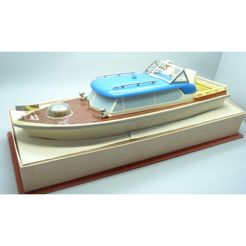 2211 - A Schuco Elektro 'Nautico' 5550 model cruiser, boxed