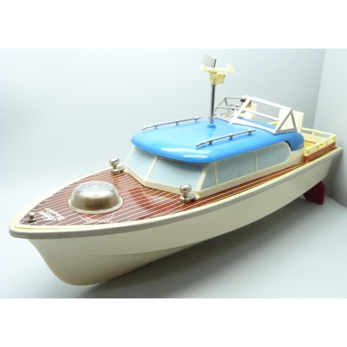 2211 - A Schuco Elektro 'Nautico' 5550 model cruiser, boxed