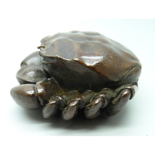 2230 - A small bronze crab